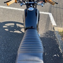 スズキ　GN125H GN125 　2F カスタム　弾丸マフラー　黒　旧車スタイル　吸い込みの画像