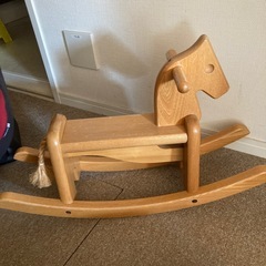 木馬　子ども玩具