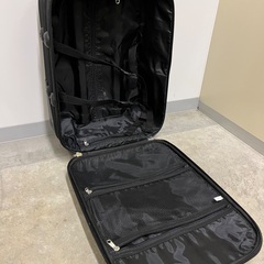 キャリーケース　2輪の画像