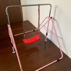 ブランコにも鉄棒にも！