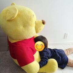 超巨大！くまのプーさんぬいぐるみの画像