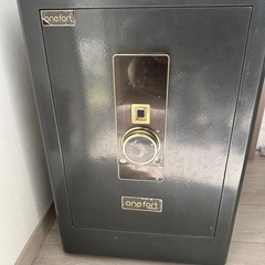 金庫 指紋と電子キー