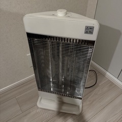 電気ストーブ　カーボンヒーターの画像