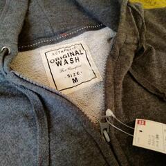 ☆新品未使用☆ UNIQLO スウェット フルジップ パーカー(長袖) Mサイズ　※メンズ レディース 男 女 兼用 ユニクロ　〜郵送可能〜
　
の画像