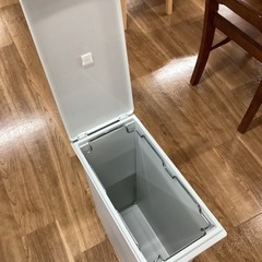 ダストボックス【町田市再生家具】1203の画像