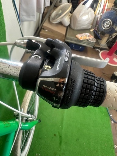 中古自転車 ミニベロ 20インチ 小径車 クロスバイク シマノ6段変速 おしゃれ スポーツ shimano