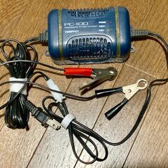 バッテリー充電器