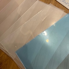 クリアファイル13枚　無地などの画像
