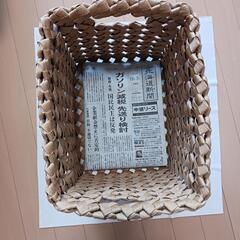 ハンドメイド　石畳編み　新聞ストッカー　の画像