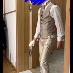 結婚式　スーツ　タキシード　シャンパンゴールドの画像