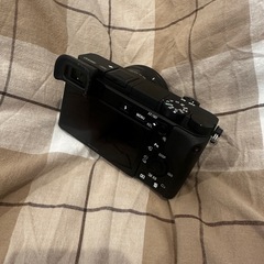 SONY α6400 + バンドルズームレンズの画像