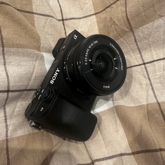 SONY α6400 + バンドルズームレンズの画像