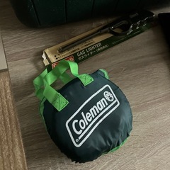 キャンプ道具　色々　まとめ　焚き火台　クーラーボックス　ランタンケース　クッカーの画像