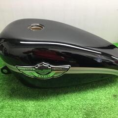 100周年記念ﾓﾃﾞﾙ【バイクパーツ】　ﾊｰﾚｰﾀﾞﾋﾞｯﾄﾞｿ...