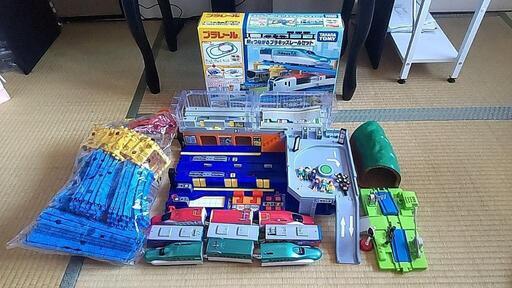 12/14終了【車両付き】プラレール+アクションステーション+トンネル