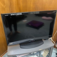 シャープ　AQUOS 32型液晶テレビ　