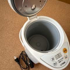 電気ポットの画像