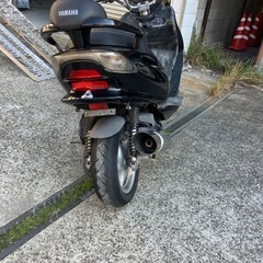 エンジン始動動画あり　在庫多数投稿してます　西成区長橋マジェスティ125fi 黒の画像