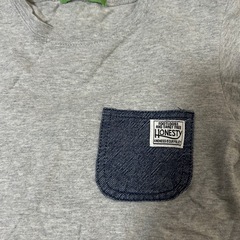 グレー　長袖シャツ　130サイズの画像