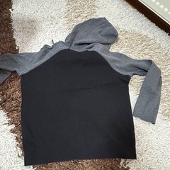 コムサイズム　パーカー　130サイズ　オマケも可能の画像