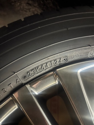 新車ハリアー　タイヤホイール