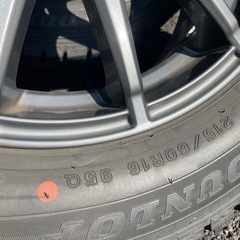 ダンロップ215/60R16スタッドレス　の画像