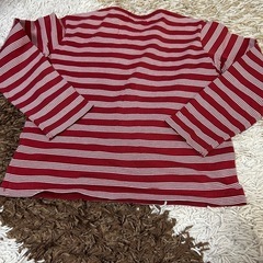 コムサイズム  130サイズ　赤ストラップの画像