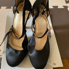 ヒール　M 23.5