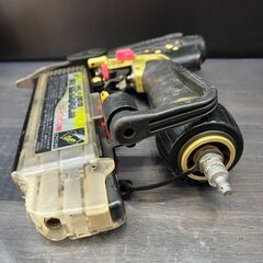 【値下げ特価品】【中古】HIKOKI　高圧仕上釘打　55mm　VNT55HM2【ハンズクラフト熊本けやき通り店】の画像