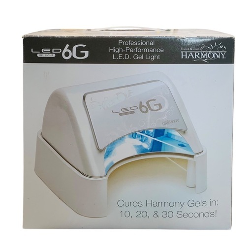 ネイル　LED ジェルライト　ネイリスト　HARMONY