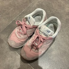 ニューバランス574の画像