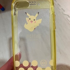 iPhoneSEピカチュウスマホカバー　中古