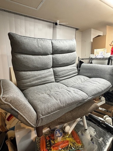 2人がけソファ　グレー　リクライニング付　美品