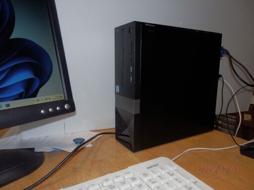 DELL Vostro 3268 /Windows11 //Core i3-7100 //新品　SSD512GB　// HDD:500GB //メモリ:4GB