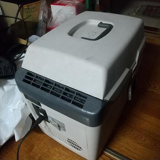 ポータブル 車載 保冷温庫 cubex