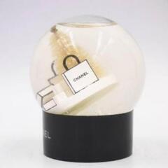 CHANEL♦ シャネル ♦ノベルティ ♦スノードーム クリスマス限定品 ショッパー ツリー 非売品 インテリア 置物 飾り の画像