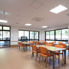 住宅型有料老人ホームの介護職員　業務拡大につき募集　月給２６万円以上の画像