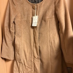 新品キャメル色ハーフコート