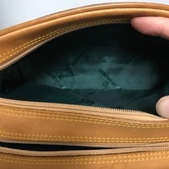 K2412-085 LOUIS COLBERT セカンドバッグ ダークネイビー/ブラウン キズ汚れ有りの画像