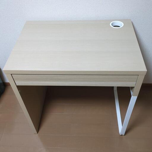 【IKEA ミッケ】 小さめの机