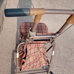 コンパクトなシルバーカー（コンディション良好　取説あり）の画像