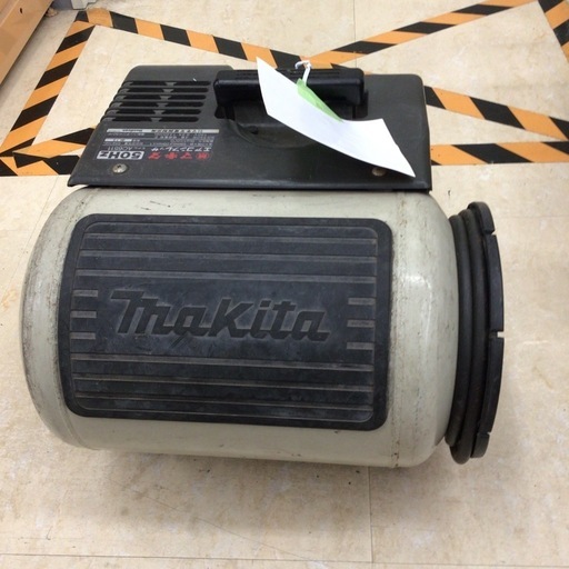 【中古】【店頭引取限定】MAKITA AC6511 コンプレッサ 8580円