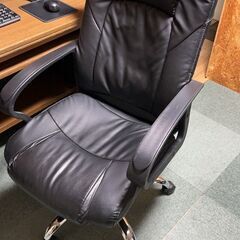 ★値下げ★ ハイバックオフィスチェア 黒  キャスター付き 椅子...