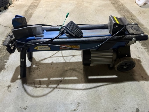 (値引き可)シンセイ　フット式 電動薪割り機 6t(補助刃サービス)