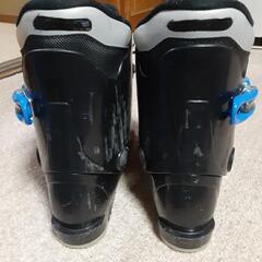 子供用スキー靴の画像