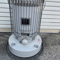 トヨトミ 自然通気形石油ストーブ KS-67H の画像