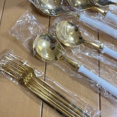 新品　食器セットの画像