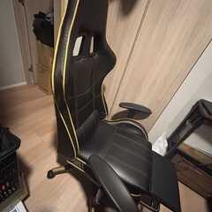 ゲーミングチェアの画像