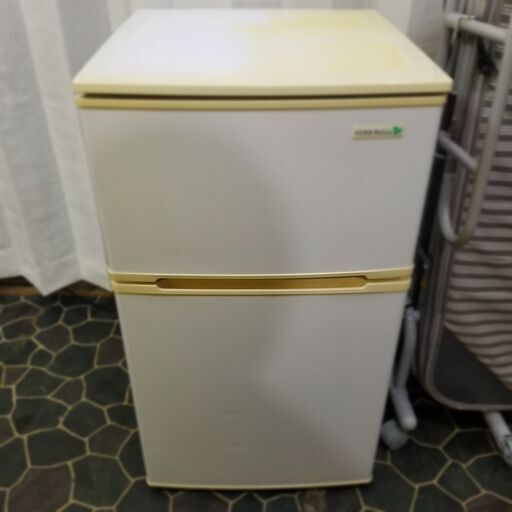 ２０１７年製ノンフロン冷凍冷蔵庫９０ℓ　（中古）NO.27