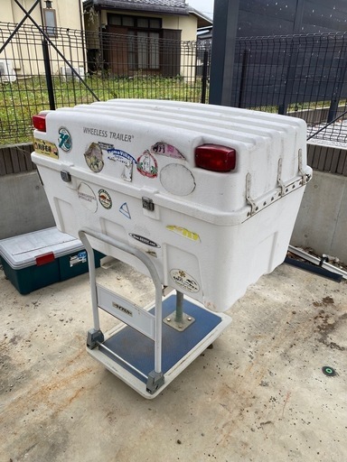 ヒッチボックス　ヒッチキャリア